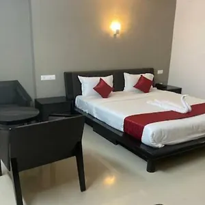 Platinum Courtyard Lodge Thiruvananthapuram